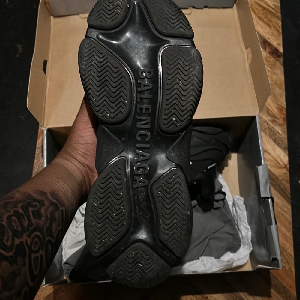 Balenciaga triple s all over